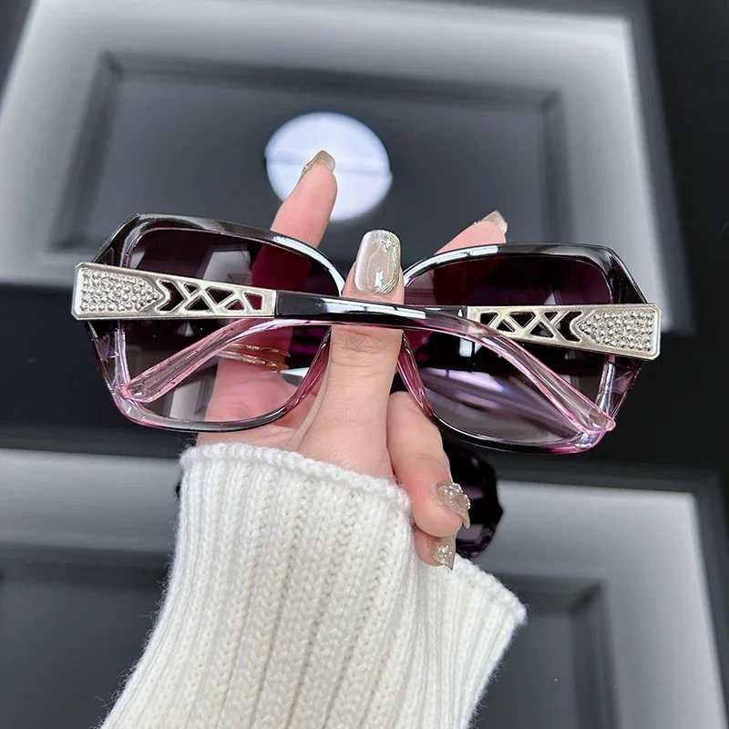 Lunettes de soleil vintage sur - Decorative Mirror avis et prix