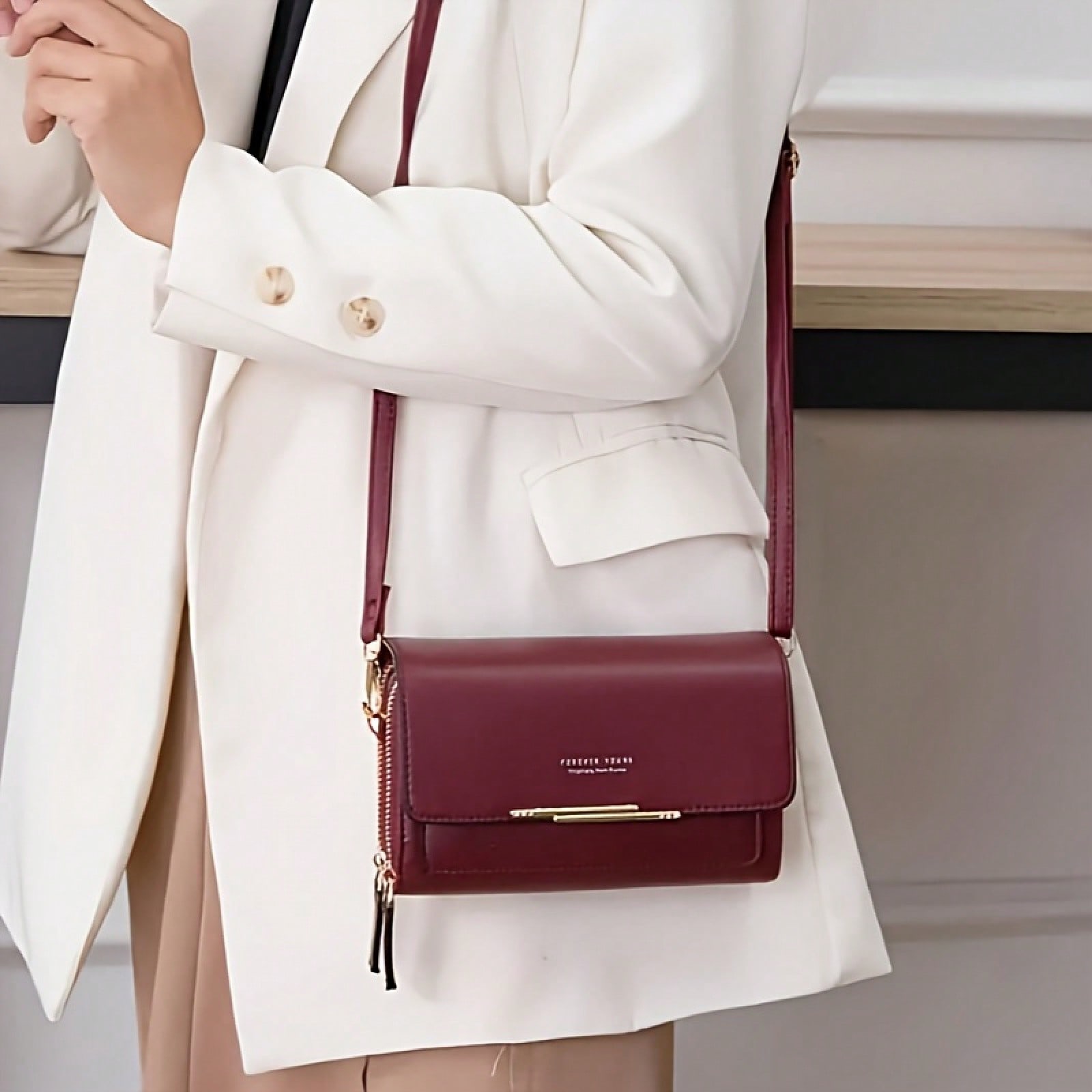 Sac bandoulière en cuir synthé - Interior Design High End avis et prix